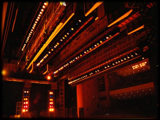 舞臺(tái)電動(dòng)吊桿升降機(jī)